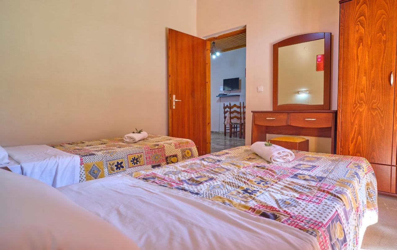 Theodora Apartments Agios Stefanos Corfu アギオス・ステファノス エクステリア 写真