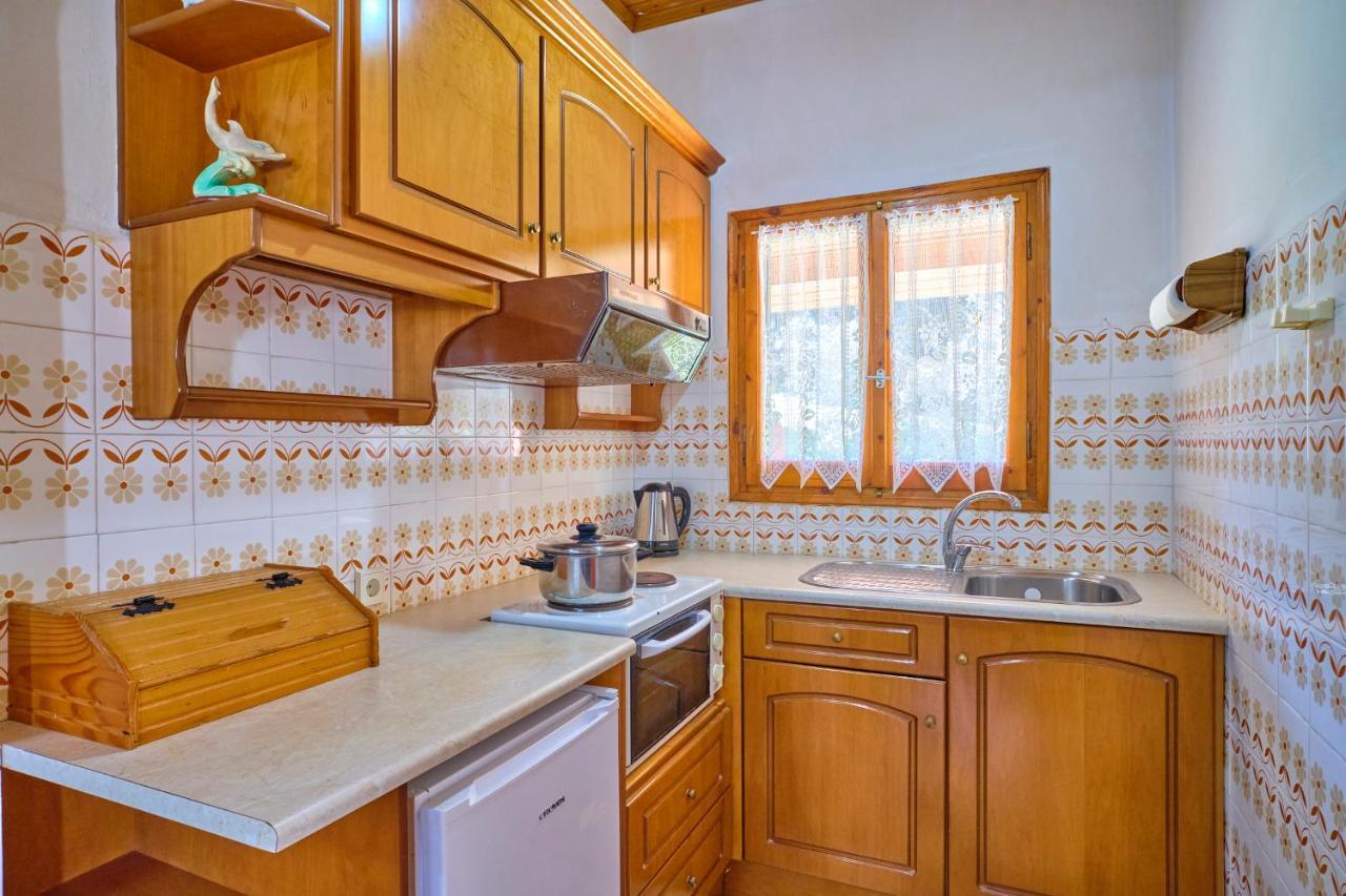 Theodora Apartments Agios Stefanos Corfu アギオス・ステファノス エクステリア 写真